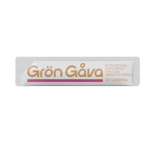 Freeze-dried fruit and veggie blend skin & coat health powder